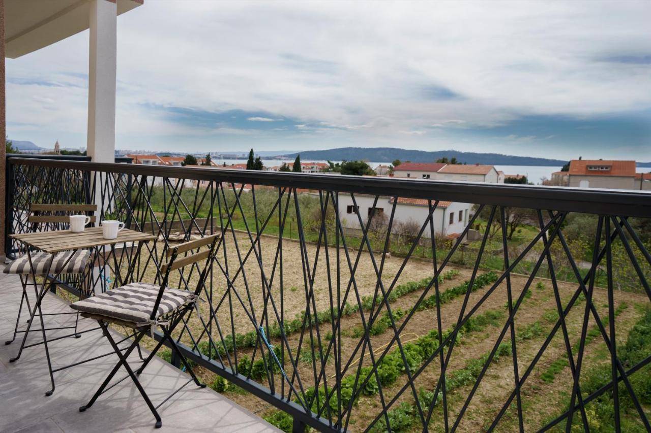 4-Star Apartments Bianco Kaštela Εξωτερικό φωτογραφία