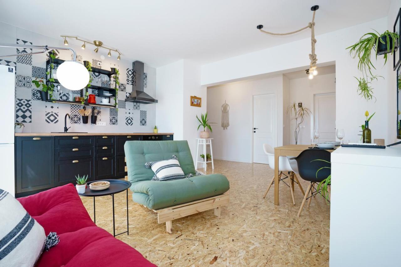 4-Star Apartments Bianco Kaštela Εξωτερικό φωτογραφία