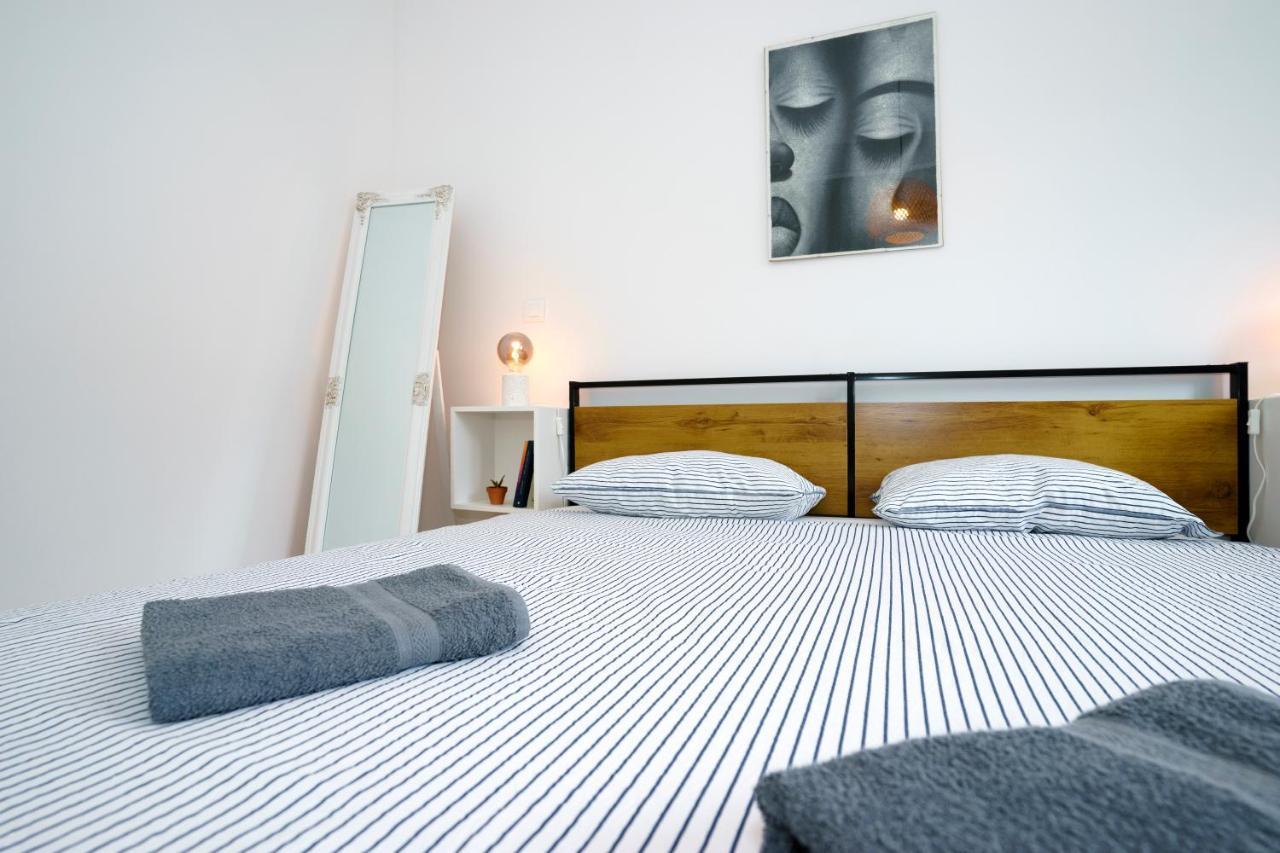 4-Star Apartments Bianco Kaštela Εξωτερικό φωτογραφία