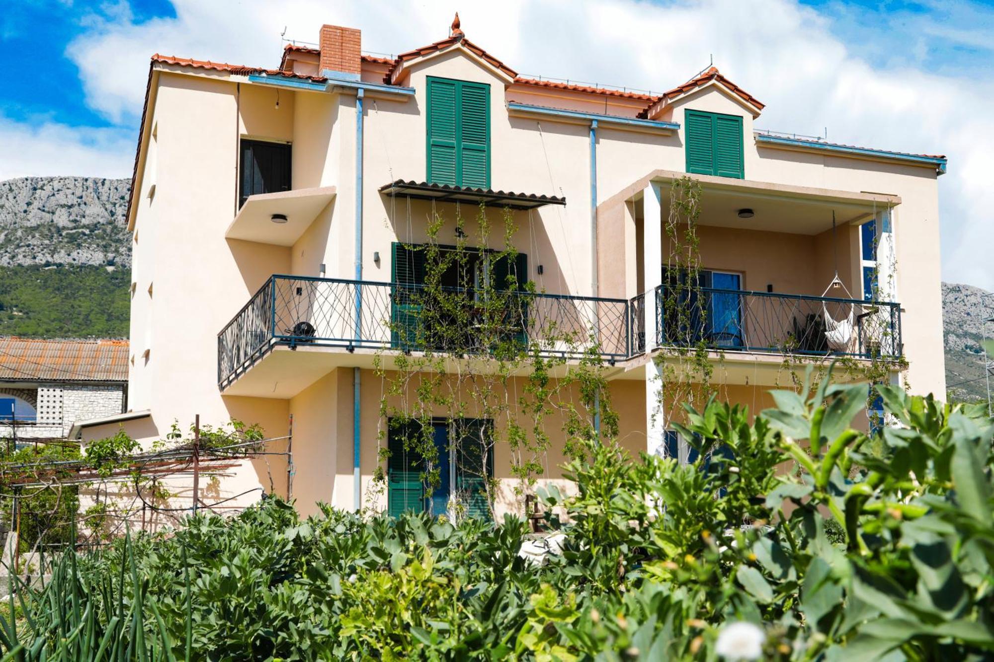 4-Star Apartments Bianco Kaštela Εξωτερικό φωτογραφία